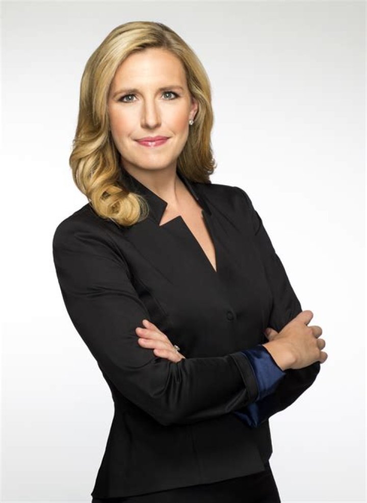 Who is CNN reporter Poppy Harlow? The US Sun