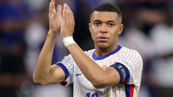 Who Is Kylian Mbapp&eacute;&rsquo;s Father Wilfried Mbappe? Life and Quotes