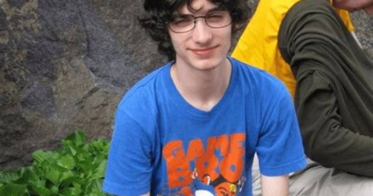 Who Is Toby Fox? Wiki, Girlfriend, Net Worth