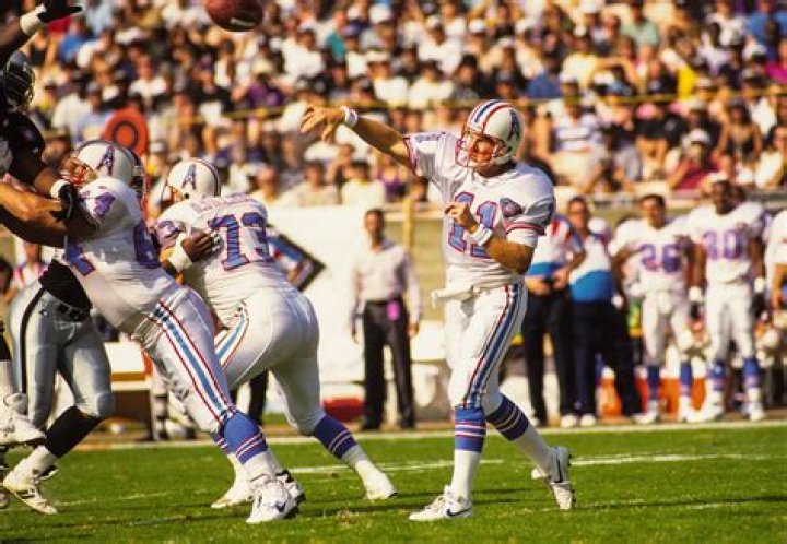 Why Did the Titans&rsquo; Uniforms Change? Explaining the Houston Oilers Jerseys