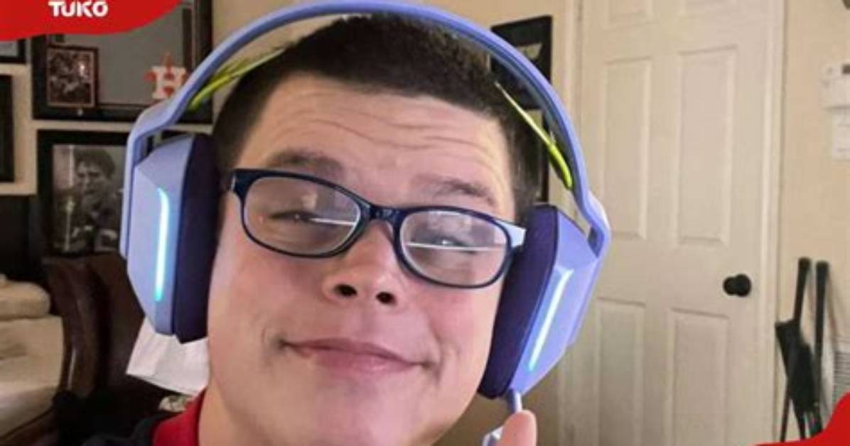 Why Does Sketch Wear Headphones? Fans Are Divided