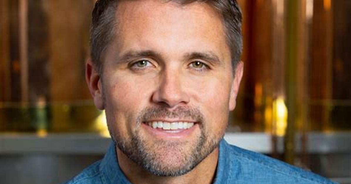 Why Fans Think Brendan Whitworth Is Gay? Rumours Explained