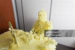 Woman Stuck Funny Post-Its All over Walmart to Lighten the Mood During the Quarantine