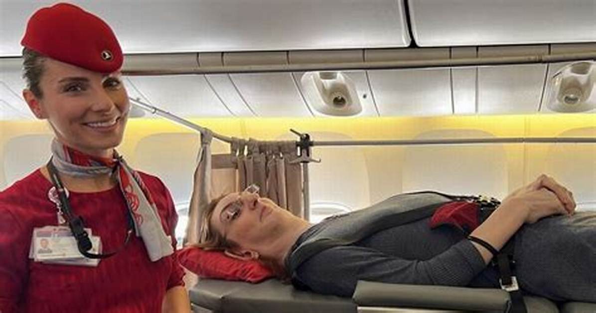 Woman Who Was Flown Abroad to Give Birth to 9 Babies in Record-Breaking Delivery Goes Home with Them