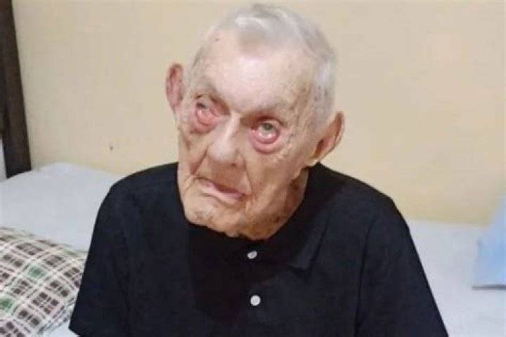 World&rsquo;s Oldest Man, After Century Wait, Celebrates Bar Mitzvah at Last