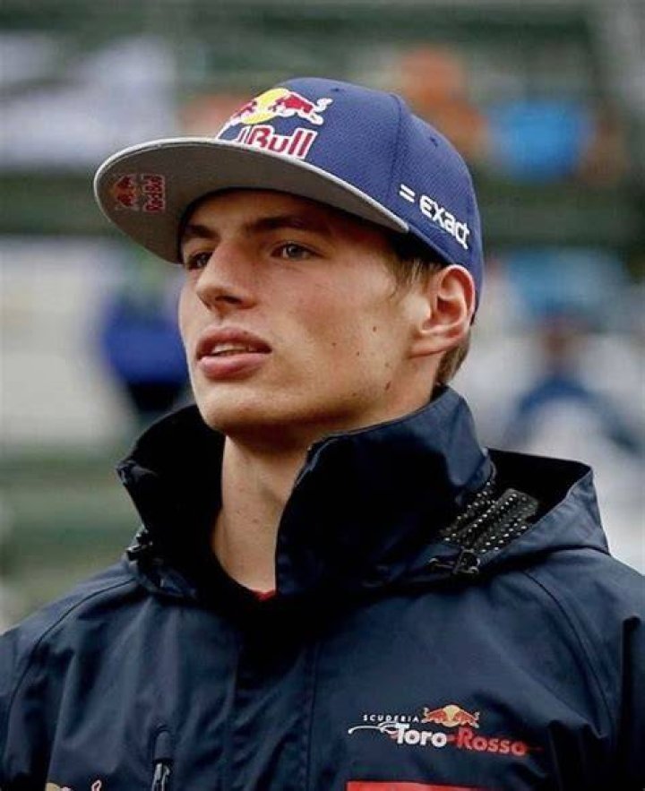 Young Max Verstappen Max verstappen, Formula 1 car racing, Formula one