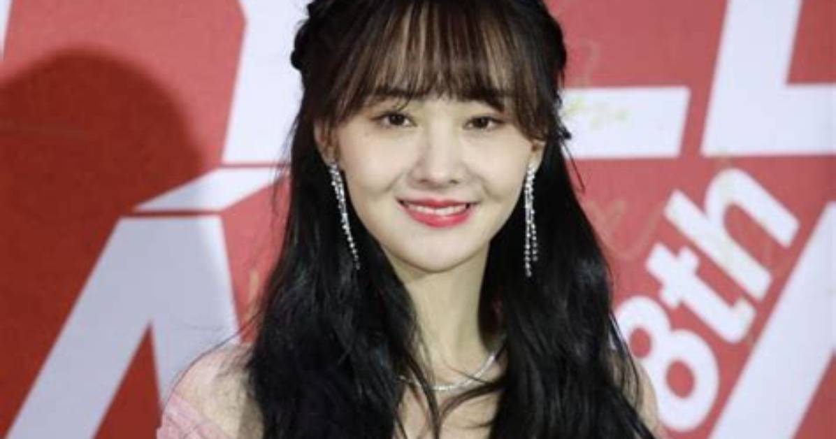 Zheng Shuang – Biography, Facts & Life Story