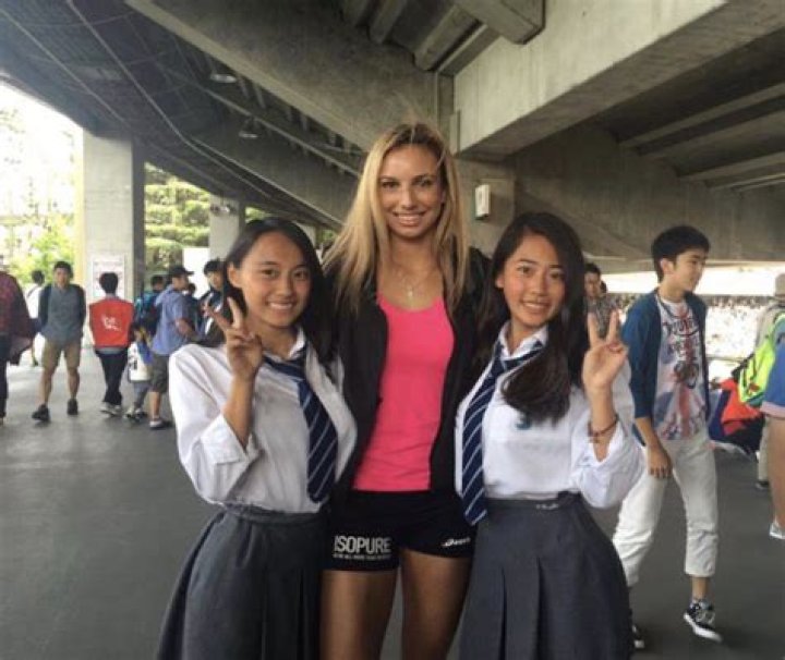 日本のJKさん、アメリカJKに完敗してしまう... 虎ちゃんねる